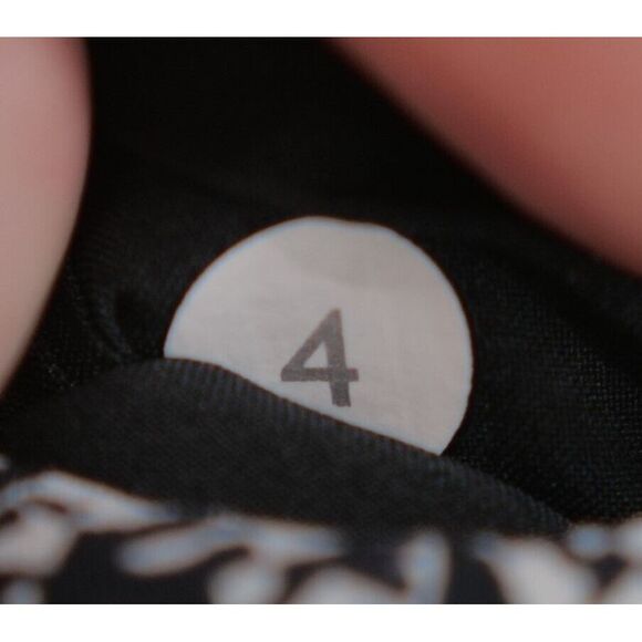 Lululemon &go Til Dawn Bodysuit - Size 4 - Flashback Static White Black - Picture 7 of 8